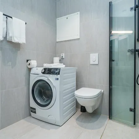 Maya - Solli Plass * أوسلو