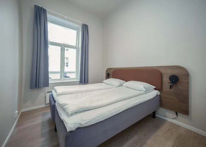 Maya - Solli Plass * Oslo